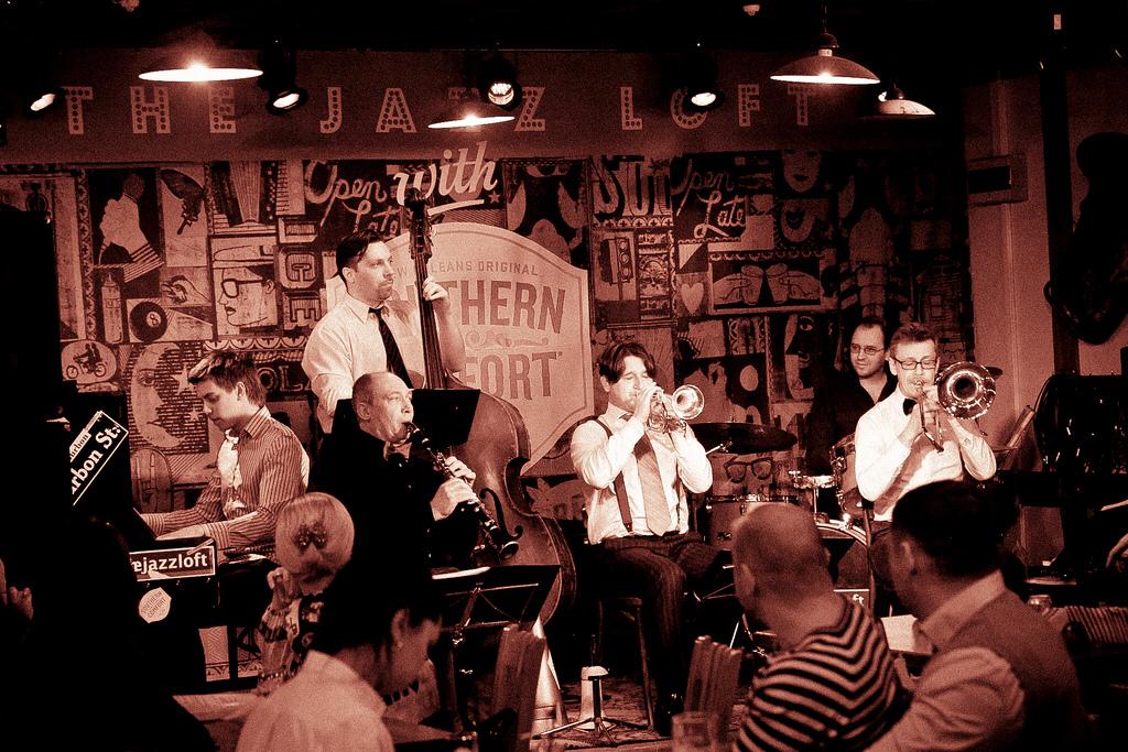 Ритм блюз кафе. The Jazz Loft Band. The Jazz Loft Band концерт. Джаз блюз кафе Москва. Джаз бэнд в лофте.